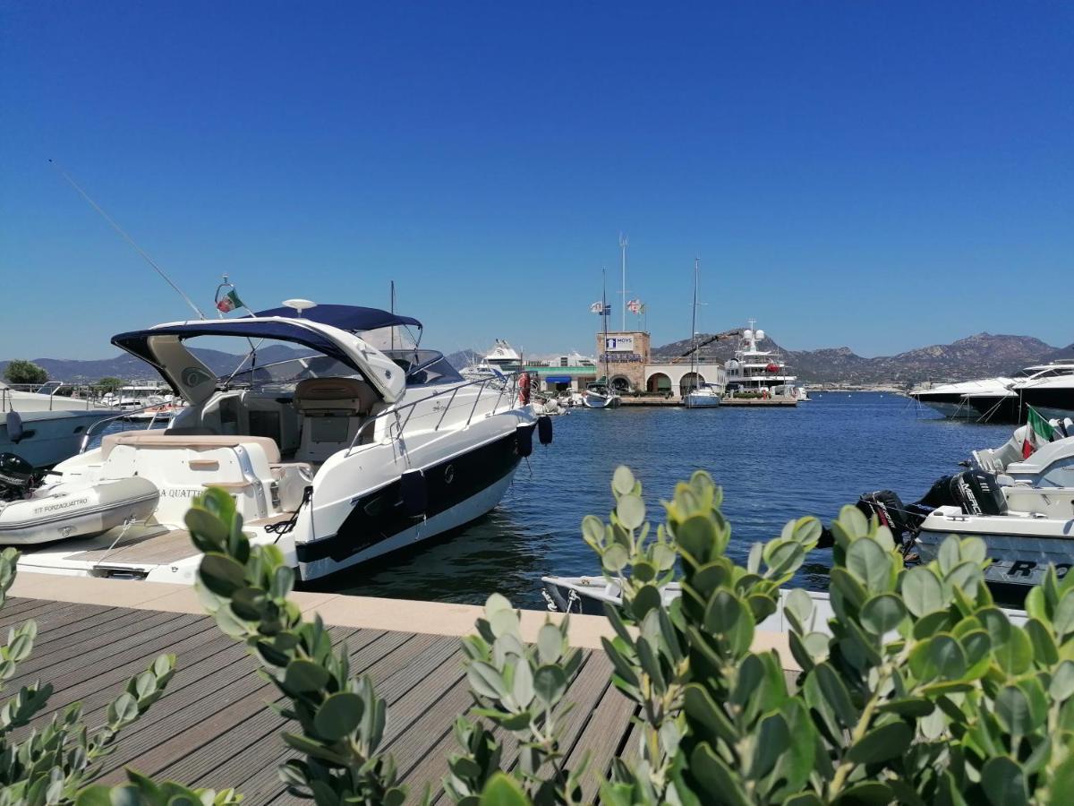 Top Floor Gulf View Apartment Olbia Extérieur photo